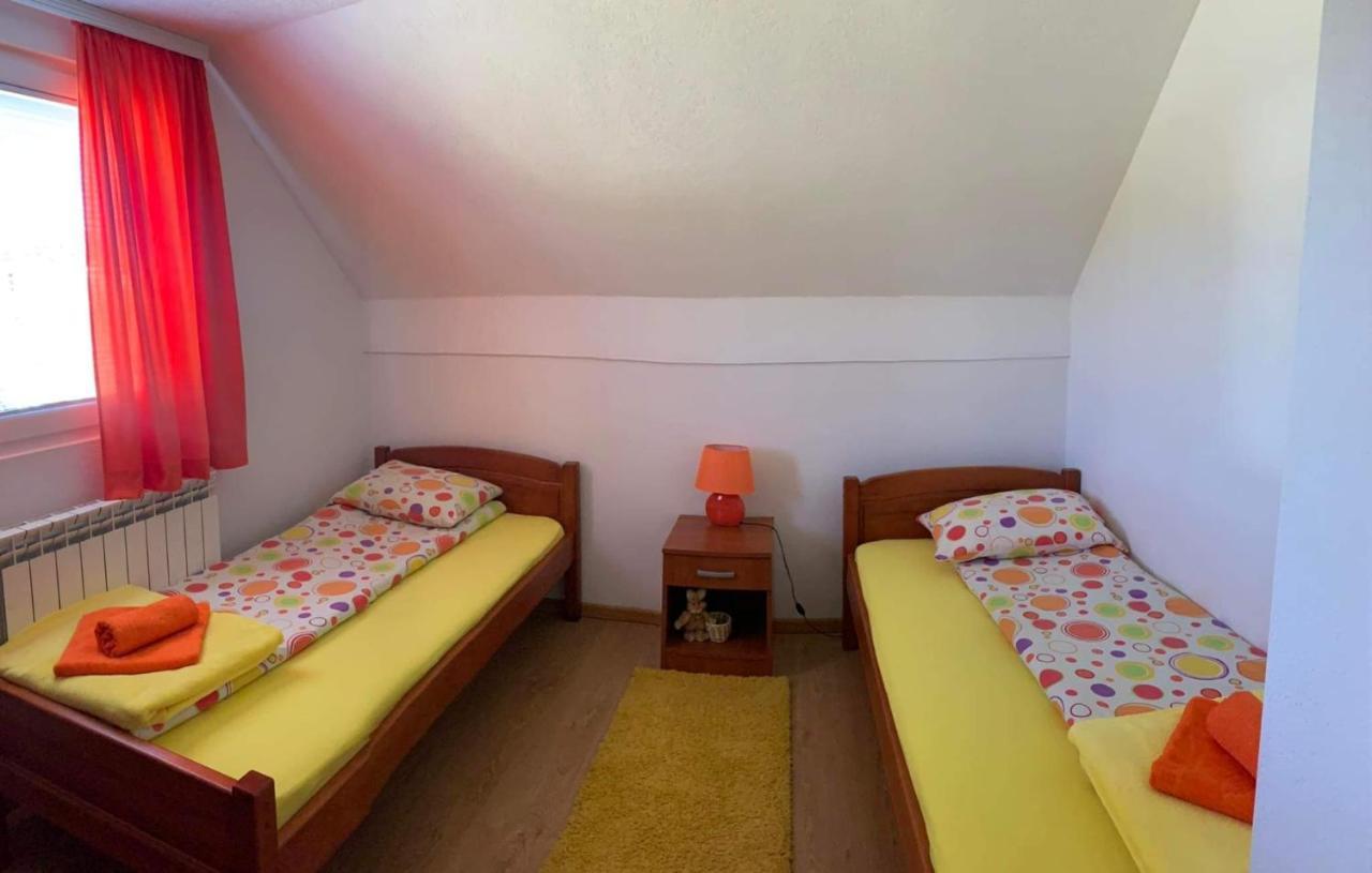Apartment & Rooms Sweet Dreams Zabljak  Exterior photo